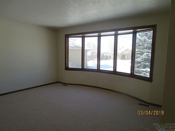 2nd image of 6108 S Mustang Cir