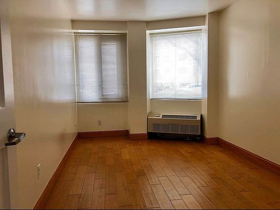 5th image of 2620 21st St #1A