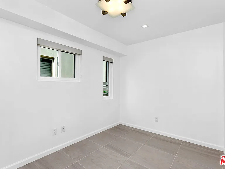 424 Carroll Canal — Photo 13