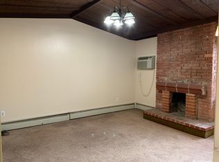 318 Amber St #2R, Pittsburgh, PA 15206