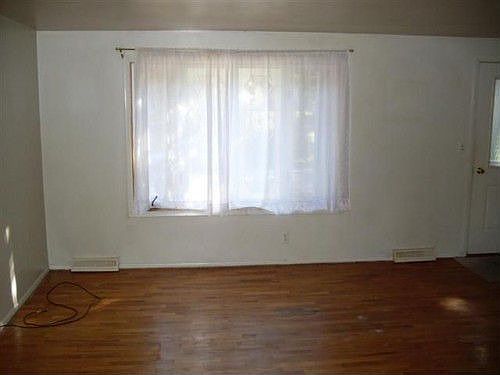 2nd image of 4631 Westnedge Ave NW