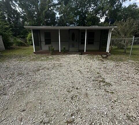 3rd image of 115 E HICKS Street