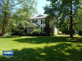 519 W Court St, Elkhorn, WI 53121