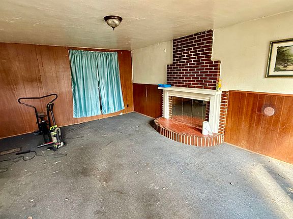 5th image of 815 Reed Ct