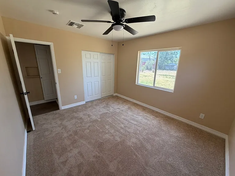 6632 N 60th Ave — Photo 10