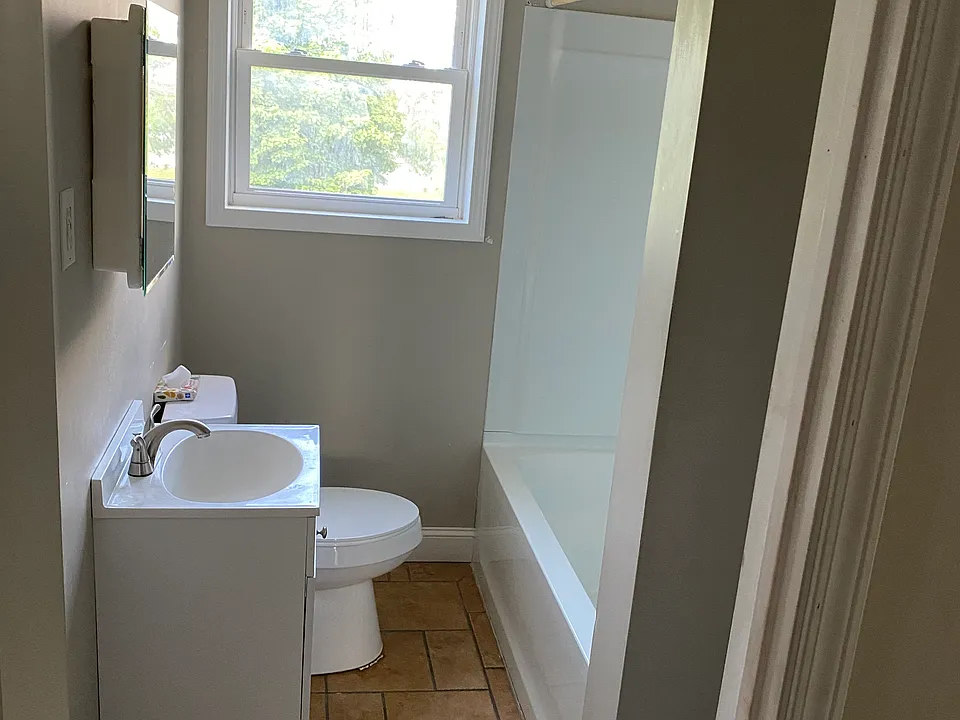 221 N Fayette St #7