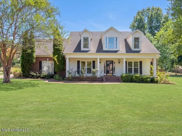 156 Oak Grove Dr, Byhalia, MS 38611