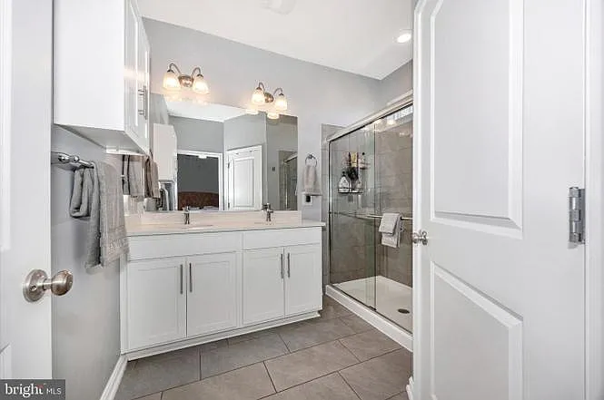 867 Amity St #1 — Photo 35