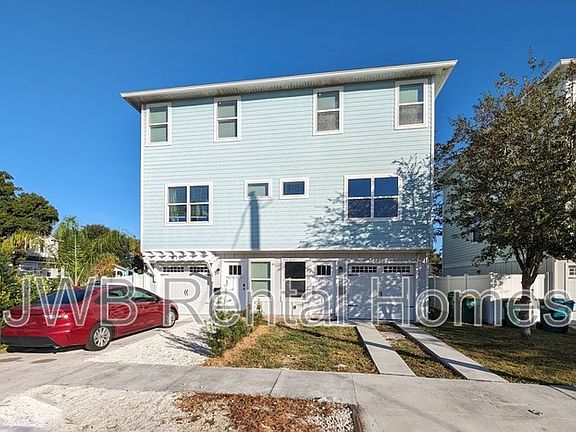 2nd image of 877 3rd Ave S