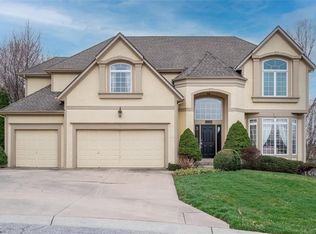 5700 NE Misty Meadow Way, Lees Summit, MO 64064