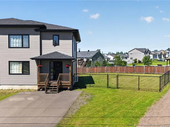 26 Edington St, Moncton, NB E1E 0G6
