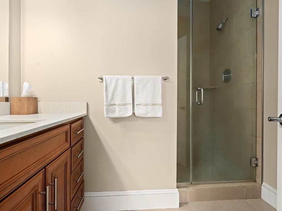 1st image of 20 Englewood Ave #2044