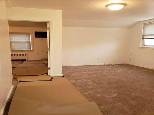 2nd image of 92 Aster Ct #2