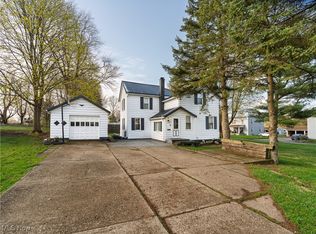 1438 E Main St, Louisville, OH