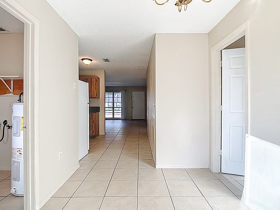 4th image of 4536 Ballentine Ct