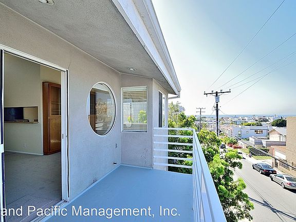 3rd image of 722 5th St #722