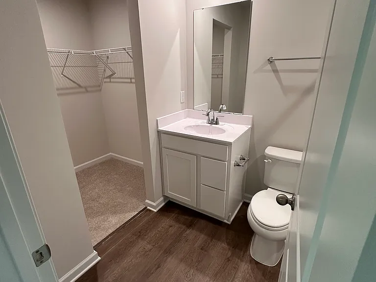 1220 Canterbury Ridge Rd — Photo 2