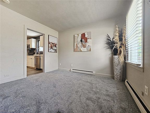 3rd image of 3866 Kirtland Rd