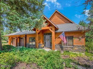 292 Stewart Dr, Blanchard, ID 83804