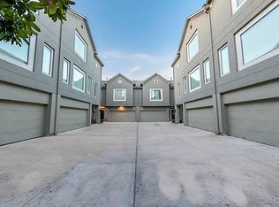 4426 Center St, Houston, TX 77007