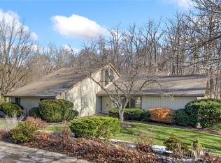 1358 Bobolink Cir, Kent, OH 44240