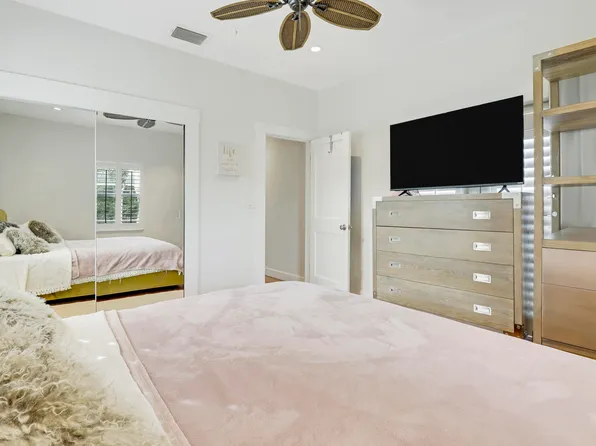 215 NE 13th Street, Delray Beach, FL 33444