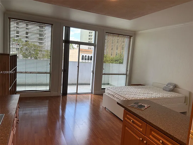 700 Biltmore Way #215 — Photo 6