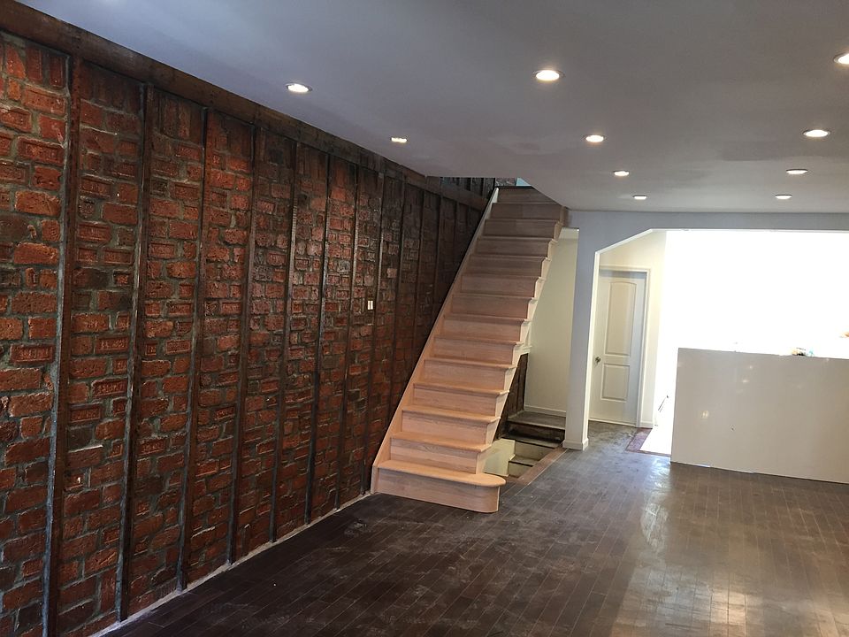 1st image of 8822 74th Pl