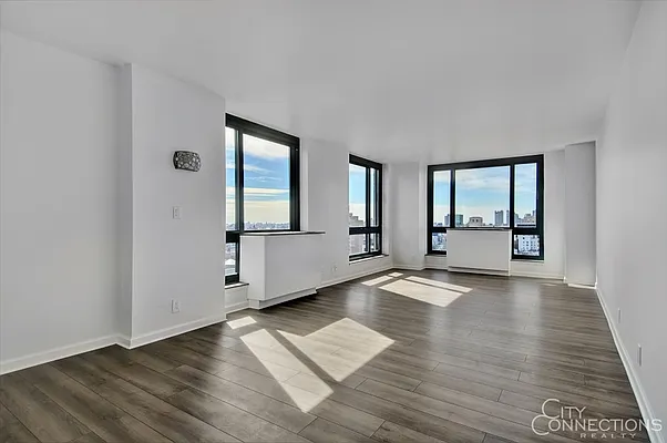 Rented by City Connections Realty | media 13