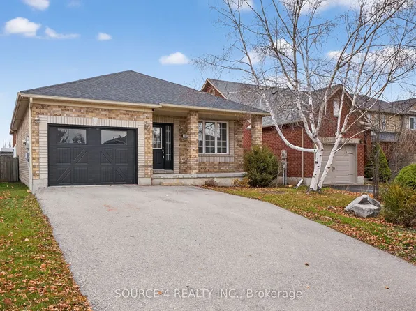 100 Tunbridge Rd, Barrie, ON L4M 6T1
