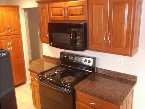 5th image of 759 Cottonwood Dr