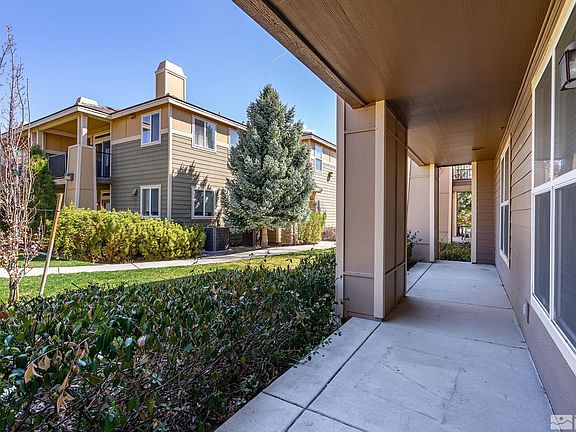 2nd image of 4830 Bougainvillea Cir