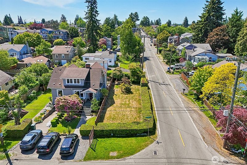 2nd image of 8620 28th Avenue NW