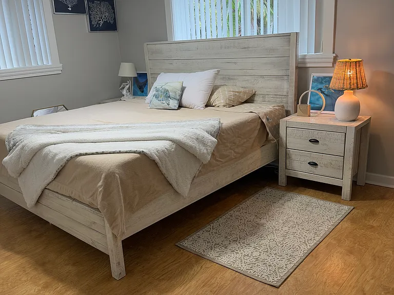 Circle Dr — Photo 9