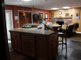 12245 SW Bowmont St, Portland, OR 97225