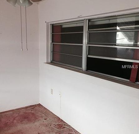 4th image of 5920 18th St N APT 2