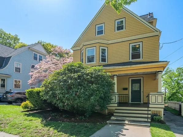 35 Bartlett Ave, Arlington, MA 02476