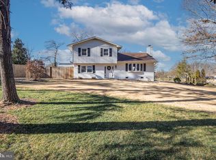 4301 Laurel Rd, Alexandria, VA 22309