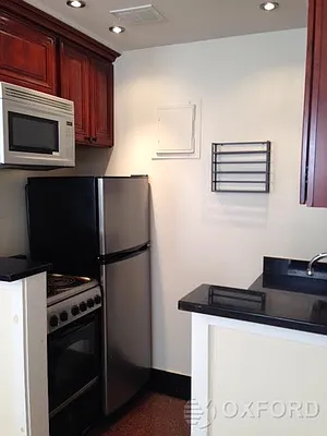 Rented by Oxford Property Group | media 30