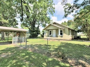 305 E Park St, Lincoln, AR 72744