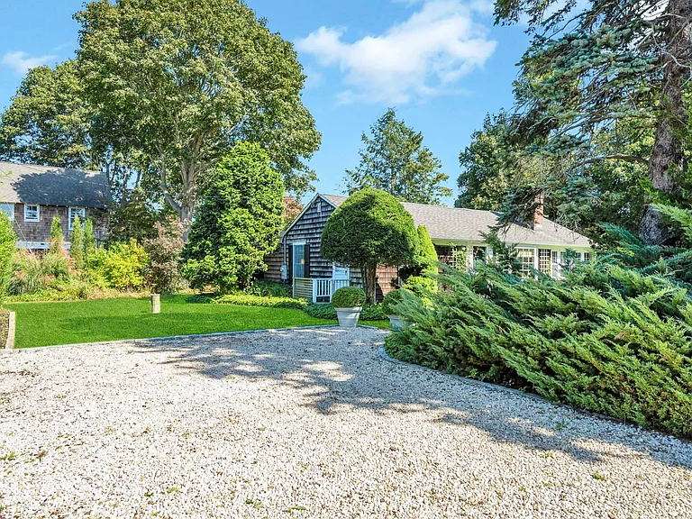 306 Montauk Hwy — Photo 25