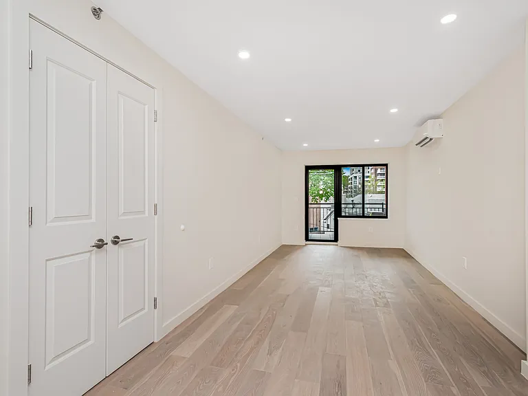 3641 Johnson Ave #2B — Photo 6