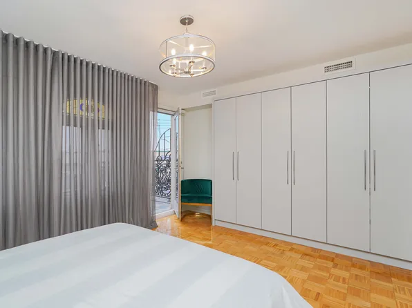 2221 East 69th Street image 8 of 15