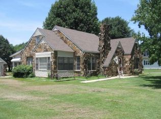705 NW 3rd St, Stigler, OK 74462