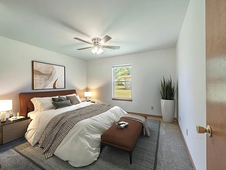 1411 Clover St — Photo 14