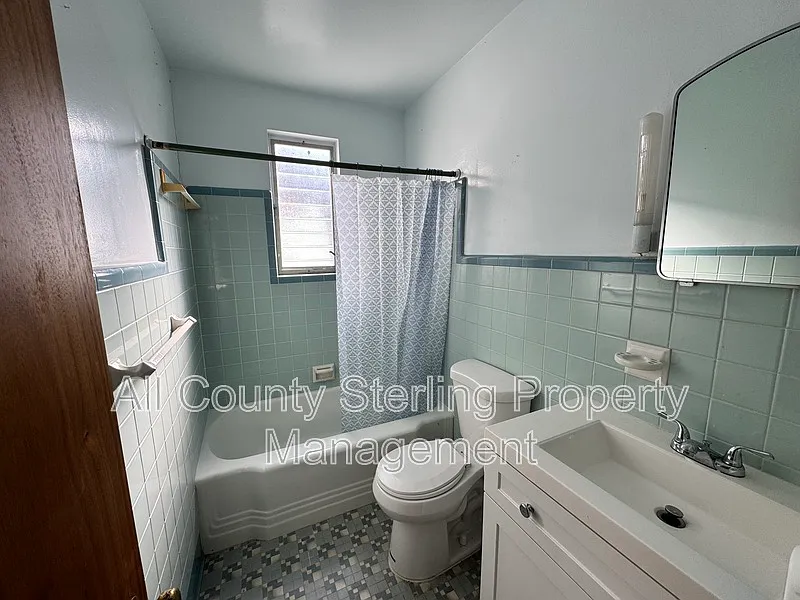 3 bed, 1.0 bath, 1605 sqft, $1,195 — Photo 2