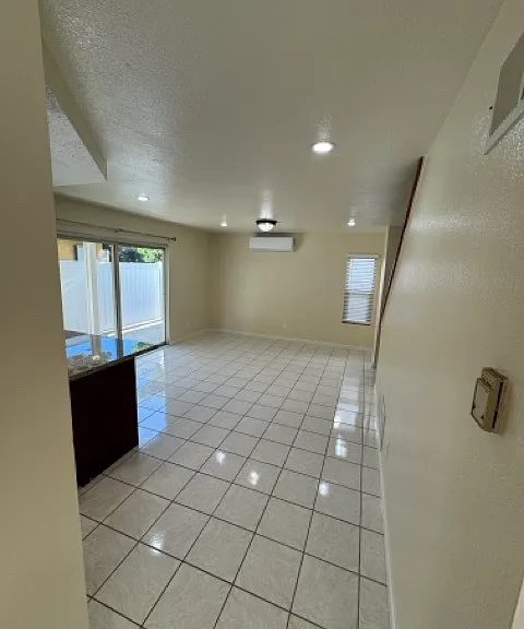 3006 Leilani Way — Photo 12