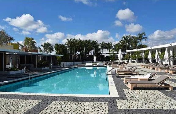 5th image of 2020 N Bayshore Dr APT 1605