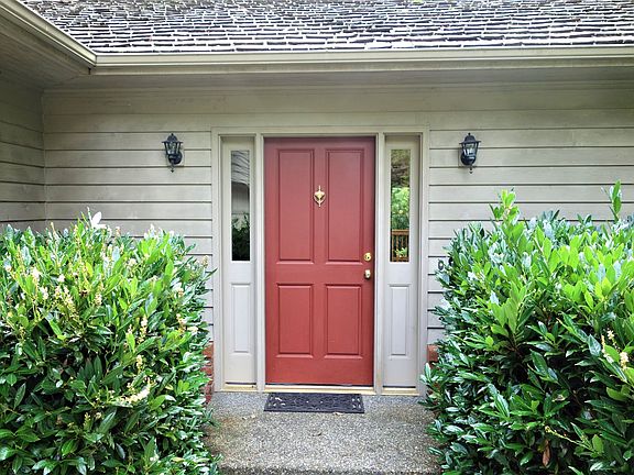 2nd image of 92 Wren Ct