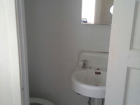 4th image of 5208 Saint John Ave APT 3